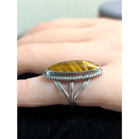 Vintage Sterling Silver Tiger's Eye Long Oval Native American Ring Size 4 - Picture 2 of 10